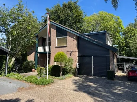 Detached house for sale: Batelaar 6, Larenbuurt Oosterhout (Nb)