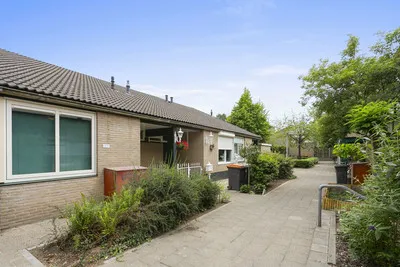 Hoekwoning te koop: Batenburg 219, Het Oostrik Deventer