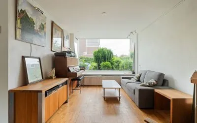 Tussenwoning te koop: Bateweg 46, Woubrugge-West Woubrugge