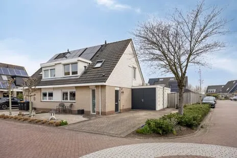 Twee-onder-één-kap te koop: Batouwse Singel 97, Verspreide huizen Aalst Leutes polder Aalst Lienden