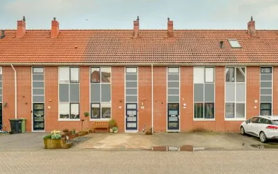 Tussenwoning te koop: Bazillehof 69, Kersenboogerd-Zuid - Buurt 33 06 Hoorn