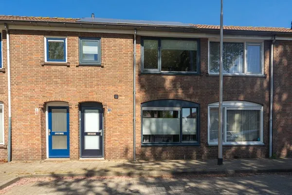 Tussenwoning te koop: Beatrixhof 9, Nassaubuurt Tilburg