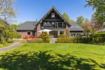 Vrijstaande woning te koop: Beatrixlaan 11, Haren-Zuidwest Haren Gn