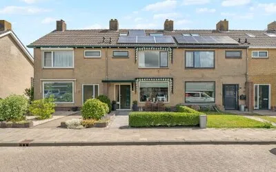 Terraced house for sale: Beatrixlaan 14, 't Veld (woonkern) 'T Veld