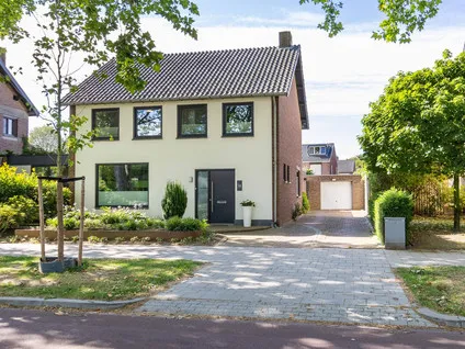 Vrijstaande woning te koop: Beatrixlaan 16, Moesel Weert
