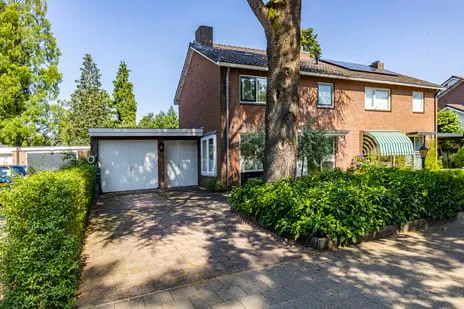 Semi-detached for sale: Beatrixlaan 40, Beatrixpark Ede