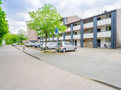 Appartement te koop: Beatrixlaan 80, Steenweg en omgeving Helmond