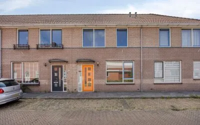 Tussenwoning te koop: Beatrixstraat 10, Brunnepe Kampen
