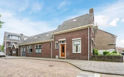 Detached house for sale: Beatrixstraat 3, Het Eiland Papendrecht