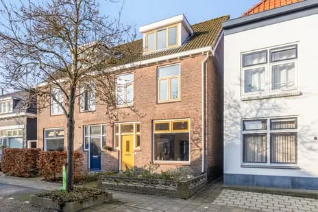 Twee-onder-één-kap te koop: Beatrixstraat 41, Achterkerk Veenendaal