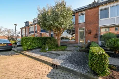 Tussenwoning te koop: Beatrixstraat 44, Wilnis Dorp Wilnis