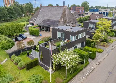 Vrijstaande woning te koop: Beatrixstraat 53, Rapenburg Leeuwarden