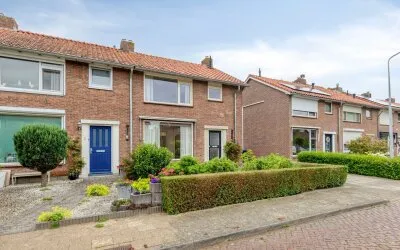 Hoekwoning te koop: Beatrixstraat 7, Oude-Tonge centrum Oude-Tonge