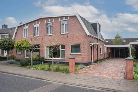 Twee-onder-één-kap te koop: Beckumerstraat 193, Dorp Boekelo Enschede