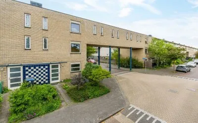 Terraced house for rent: Beeckestijn 17, Buitenplaatsenbuurt Amstelveen
