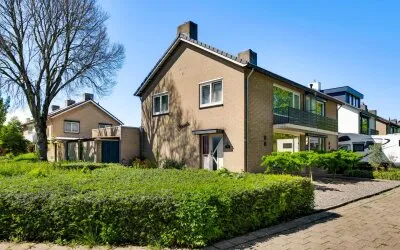 Twee-onder-één-kap te koop: Beegdenstraat 3, Groenewoud-Noord Weert