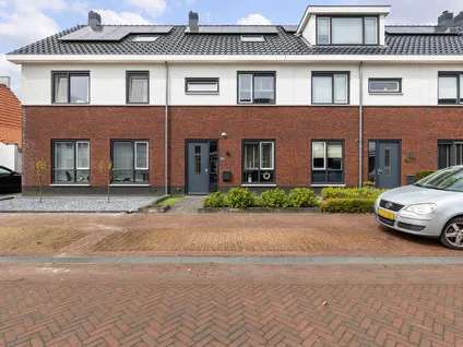 Tussenwoning te koop: Beekdal 16, Deurningen kern Deurningen