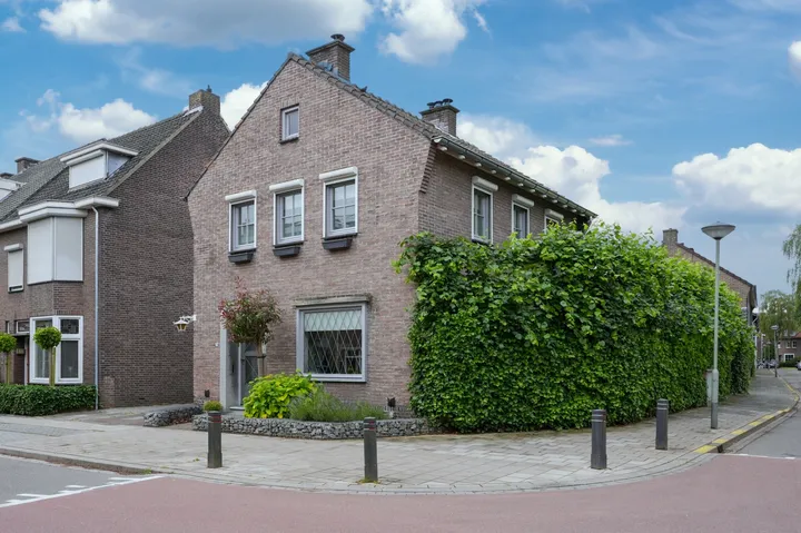 Vrijstaande woning te koop: Beekhoverstraat 26, Oud-Geleen en Haesselderveld Geleen