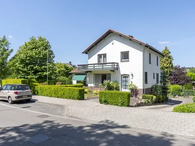 Koopwoning: Beekhoverstraat 49 in Geleen - €559.000 - 248m²