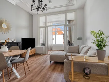 Studio te koop: Beeklaan 179, Rond de Energiecentrale 'S-Gravenhage
