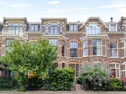 Tussenwoning te koop: Beeklaan 512, Bomenbuurt 'S-Gravenhage
