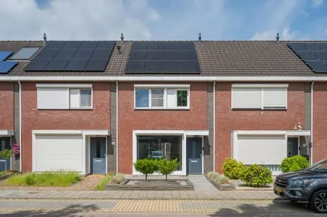 Terraced house for sale: Beekpunge 38, Maasveld II Tegelen