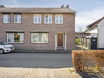 Hoekwoning te koop: Beekstraat 26, Overhoven Sittard