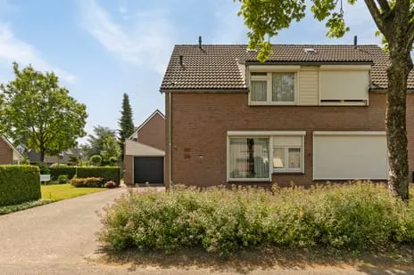 Twee-onder-één-kap te koop: Beekstraat 64, Vierlingsbeek Centrum Vierlingsbeek