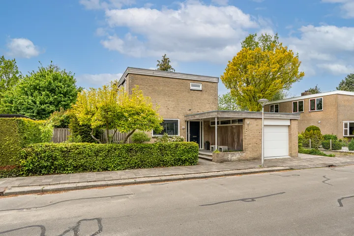 Detached house for sale: Beemdgras 20, Aldlân-West Leeuwarden