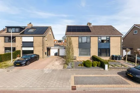 Tussenwoning te koop: Beemdweg 15, ’t Harde Centrum 'T Harde