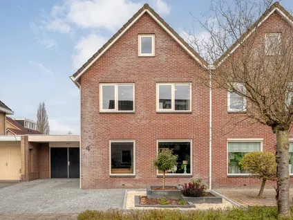 Tussenwoning te koop: Beentjesgravenland 4, Nieuwleusen
