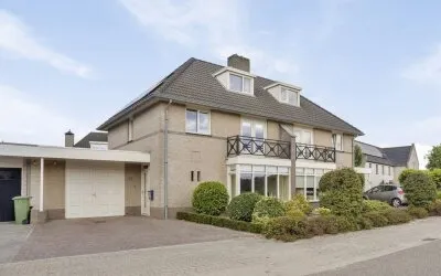 Tussenwoning te koop: Beerschemaasweg 72, Escharen kom Escharen