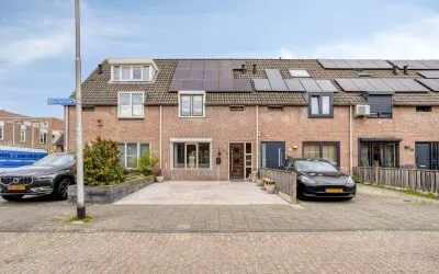 Tussenwoning te koop: Beertastraat 33, Tilburg