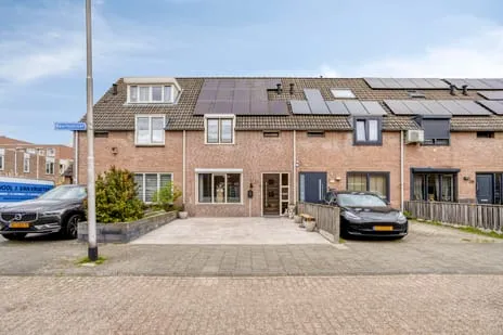 Tussenwoning te koop: Beertastraat 33, Gesworen Hoek Oost Tilburg