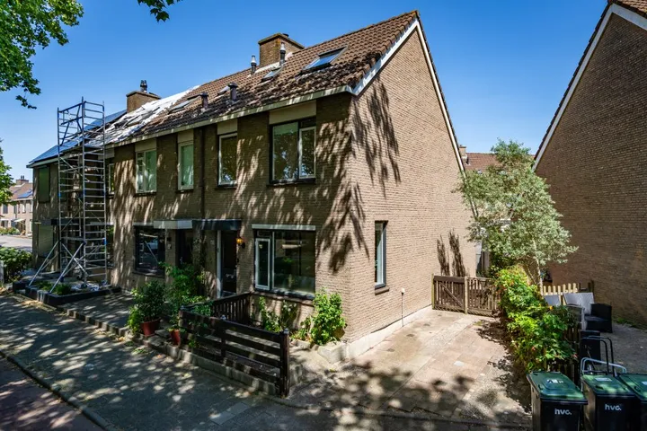Hoekwoning te koop: Beethovenlaan 45, Componistenbuurt-Noord Zwijndrecht
