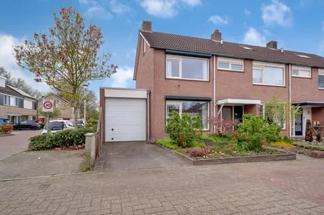 Hoekwoning te koop: Beethovenlaan 62, Groot Lochter Nijverdal