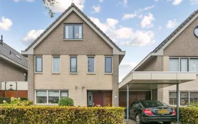 Tussenwoning te koop: Beethovenlaan 65, Nunspeet-West Nunspeet