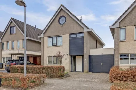 Tussenwoning te koop: Beethovenlaan 67, Nunspeet-West Nunspeet