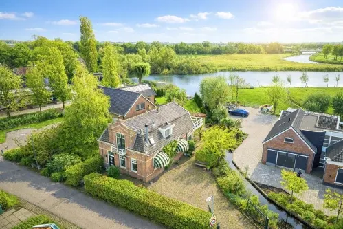 Vrijstaande woning te koop: Beets 57, Beets Beets