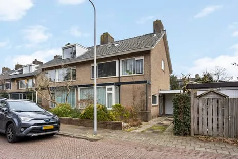 Hoekwoning te koop: Beetslaan 2, Bloemenwijk Voorschoten