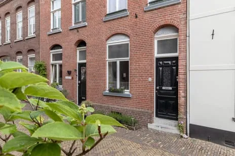 Tussenwoning te koop: Begijnenhofstraat 20, Sittard-Centrum Sittard