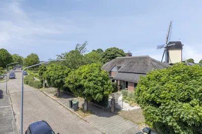 Vrijstaande woning te koop: Begoniastraat 1, Beuningen-Centrum Oost Beuningen Gld
