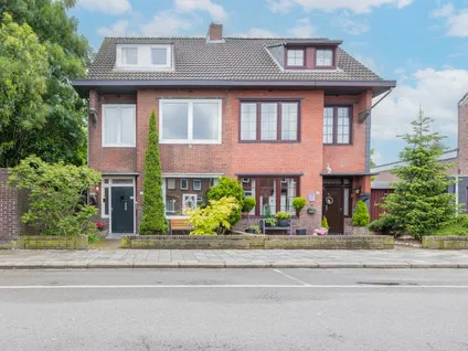 Twee-onder-één-kap te koop: Begoniastraat 3, Kaalheide Kerkrade