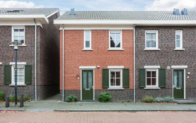 Hoekwoning te koop: Begoniastraat 33, De Laares Enschede
