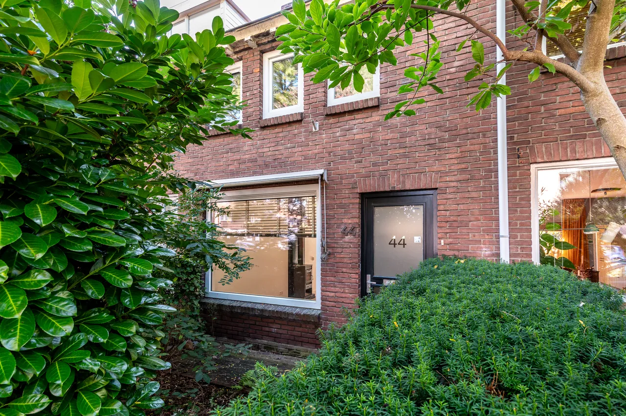 Tussenwoning te koop: Begoniastraat 44, Zwolle