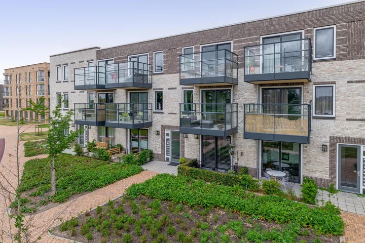 Appartement te koop: Begoniatuin 295, Tuindershof Pijnacker