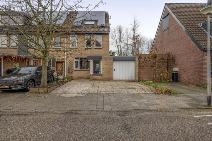 Tussenwoning te koop: Begoniaveld 45, Zuidplas Velden Nieuwerkerk Aan Den Ijssel