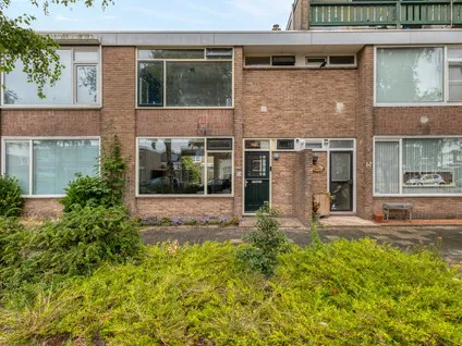 Tussenwoning te koop: Beilerstroomweg 14, Kleine Rivierenbuurt Den Helder