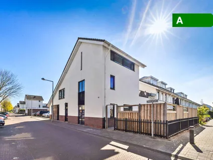 Hoekwoning te koop: Bekerstraat 12, De Velden 'S-Gravenhage