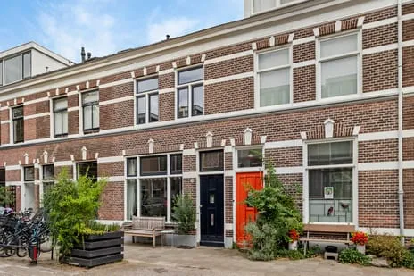 Tussenwoning te koop: Bekkerstraat 131, Utrecht